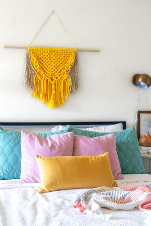 DIY Macrame Wall Hanging Ideas With Retro and Boho Designs